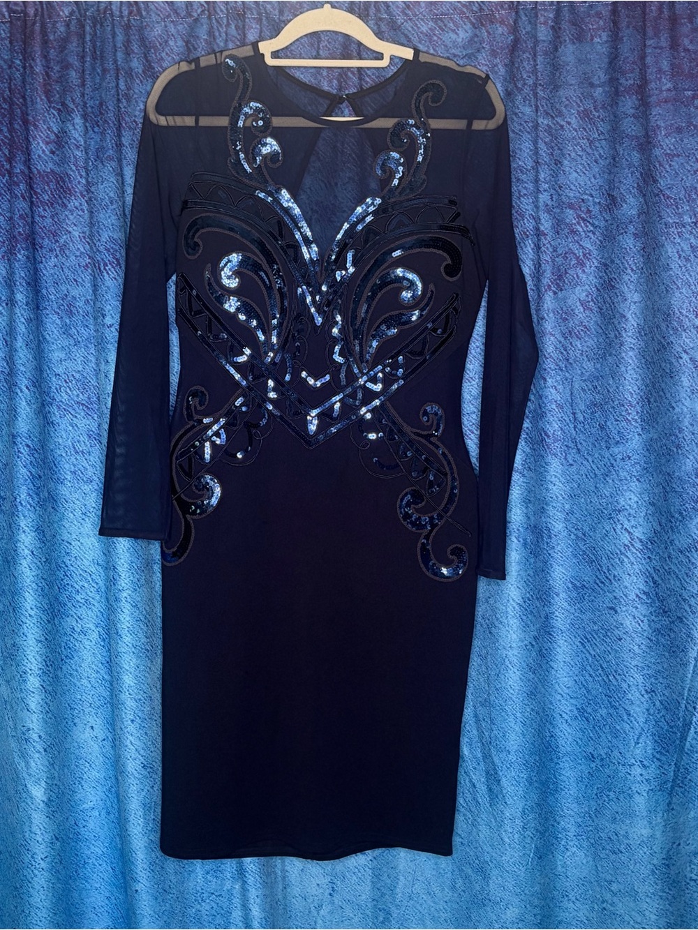 Navy Long-Sleeve Sequin-Detail Evening Dress